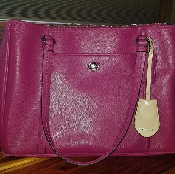 Large Coach purse - Picture 1 of 8